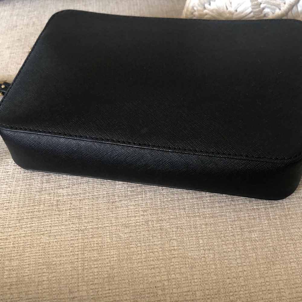 Michael Kors Black Crossbody Bag - Picture 3 of 6